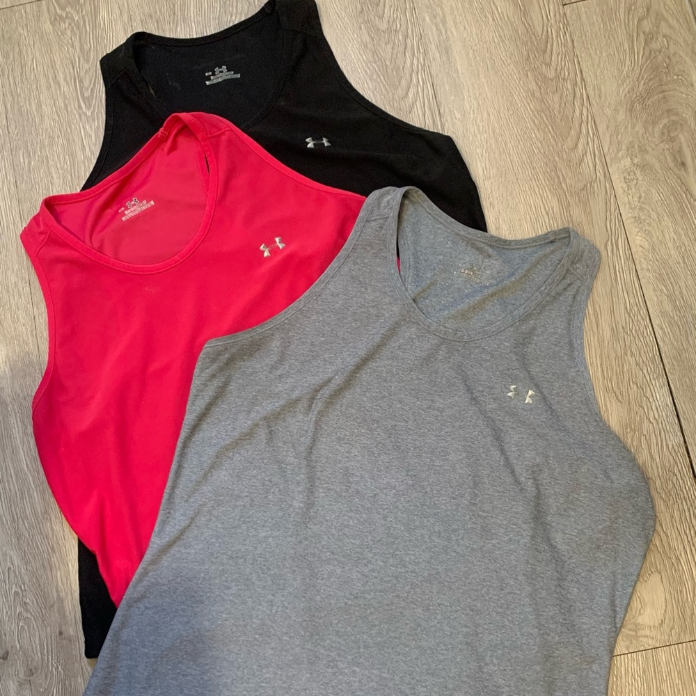 Under Armour women’s tanks size medium